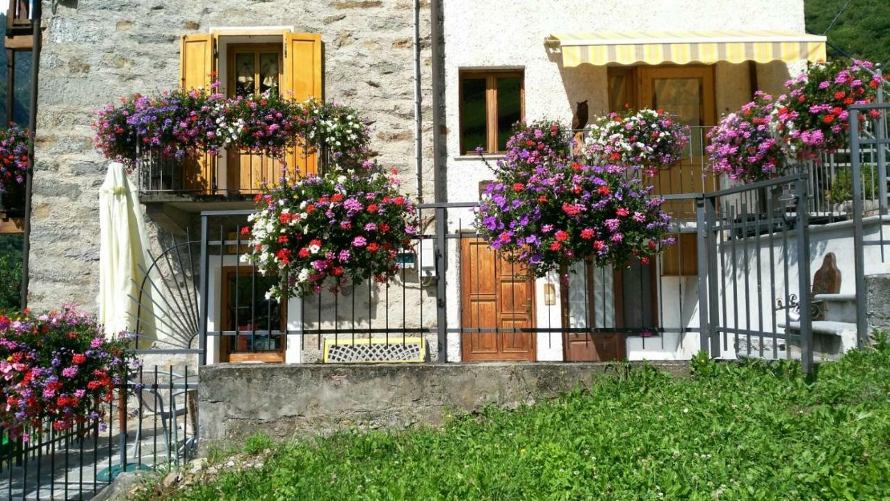 B&B Maison Vallomy Lillianes Экстерьер фото